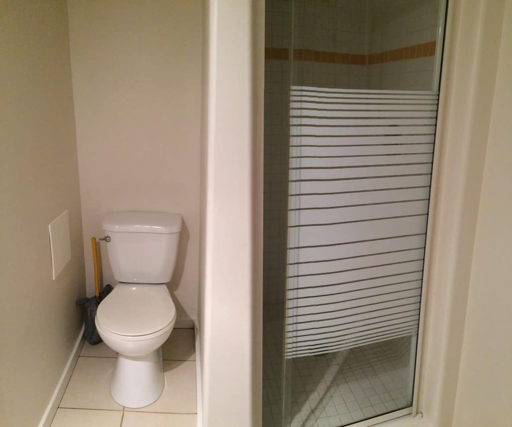 505 Aylmer - Bathroom 002