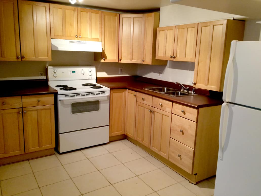 505 Aylmer - Kitchen